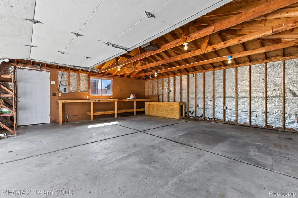 6557 Huntleigh Street Garden City City MI 48135