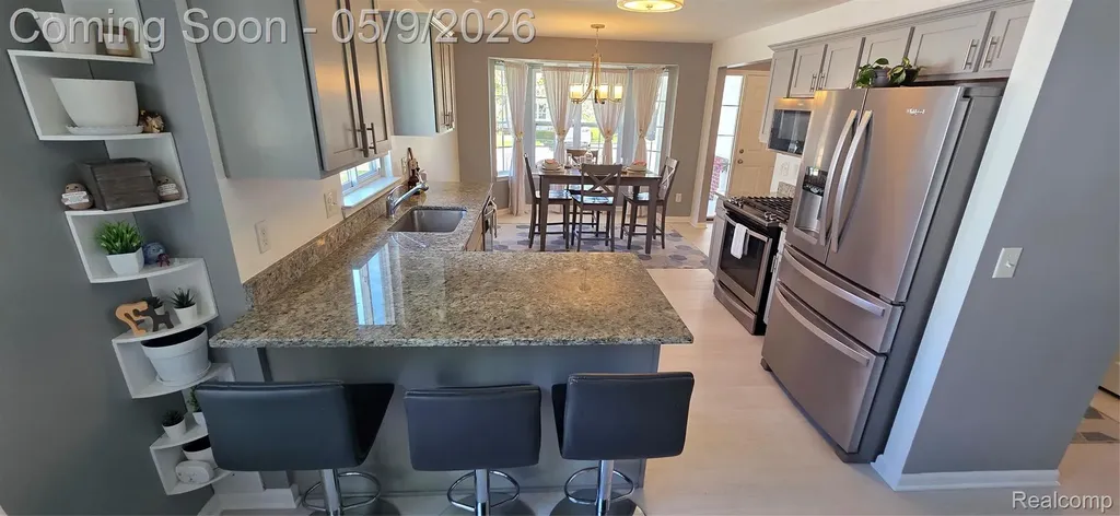 814 Nelsons Ridge Drive Howell City MI 48843