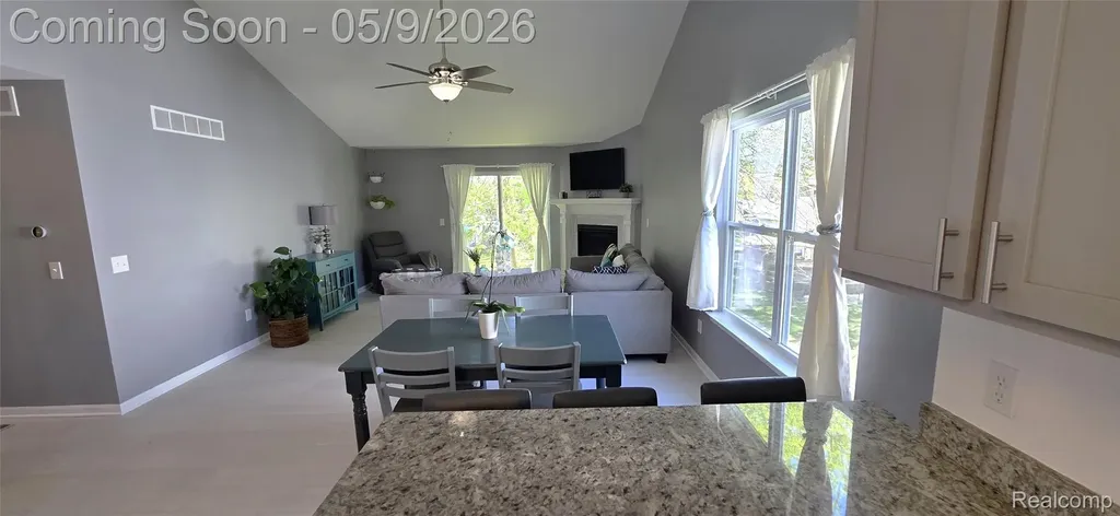 814 Nelsons Ridge Drive Howell City MI 48843