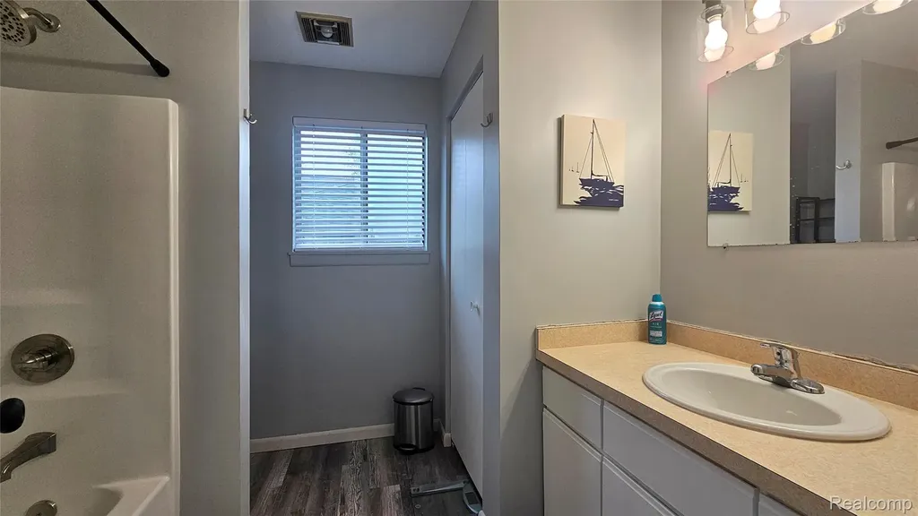 4165 Highcrest Drive Genoa Township MI 48116
