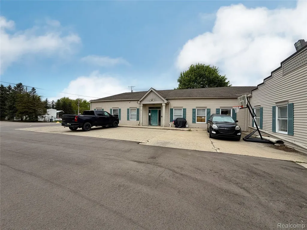48 South Street Ortonville Village MI 48462