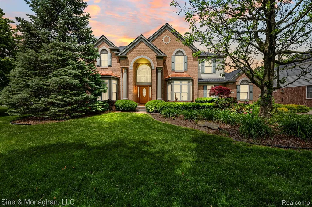 48322 Antique Road Canton Charter Township MI 48187