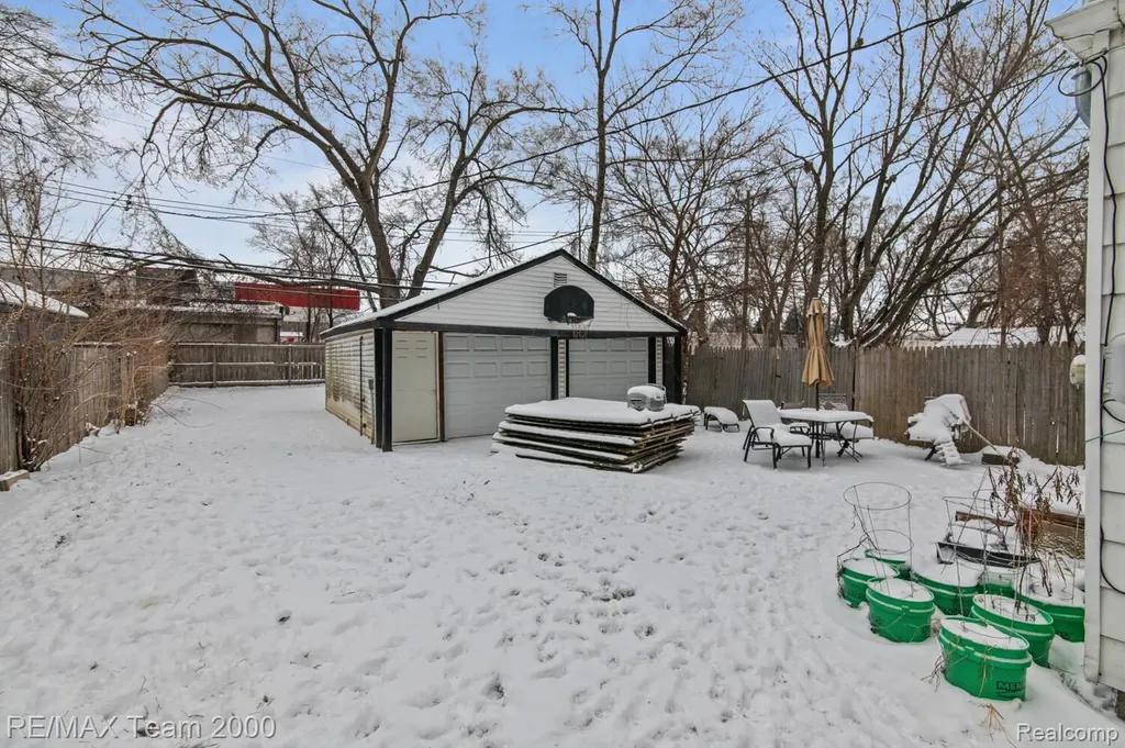 5871 Cooper Street Taylor City MI 48180