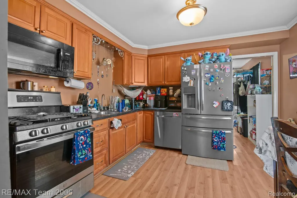 5871 Cooper Street Taylor City MI 48180
