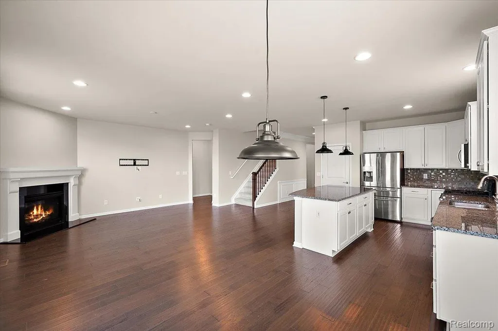 2060 Trimble Street Orion Charter Township MI 48360
