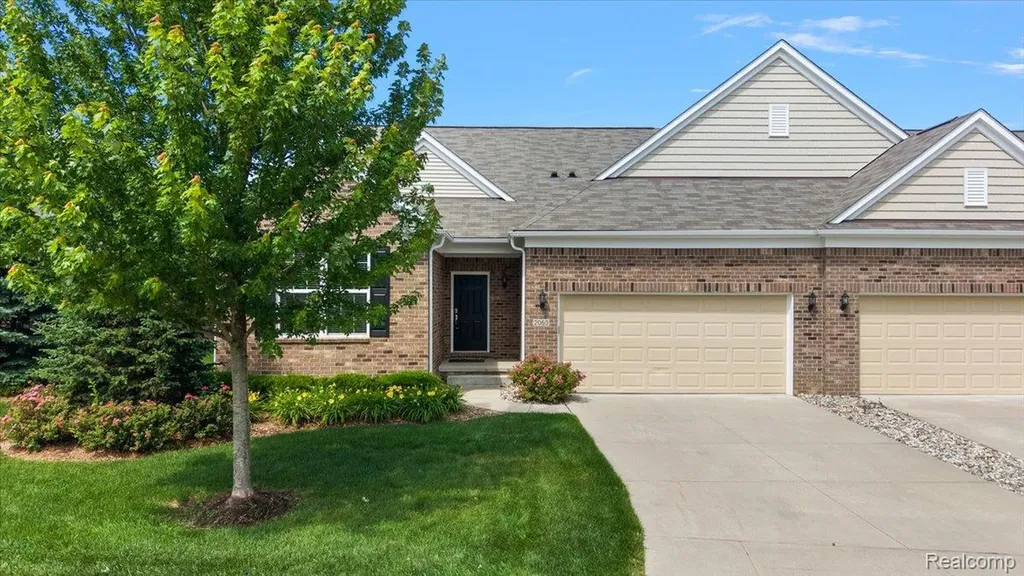 2060 Trimble Street Orion Charter Township MI 48360