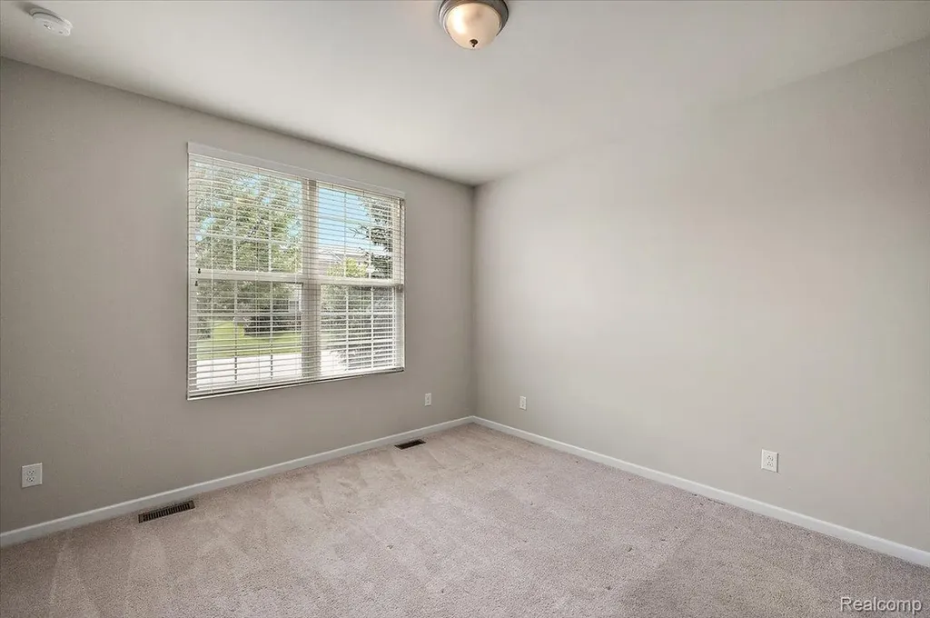 2060 Trimble Street Orion Charter Township MI 48360