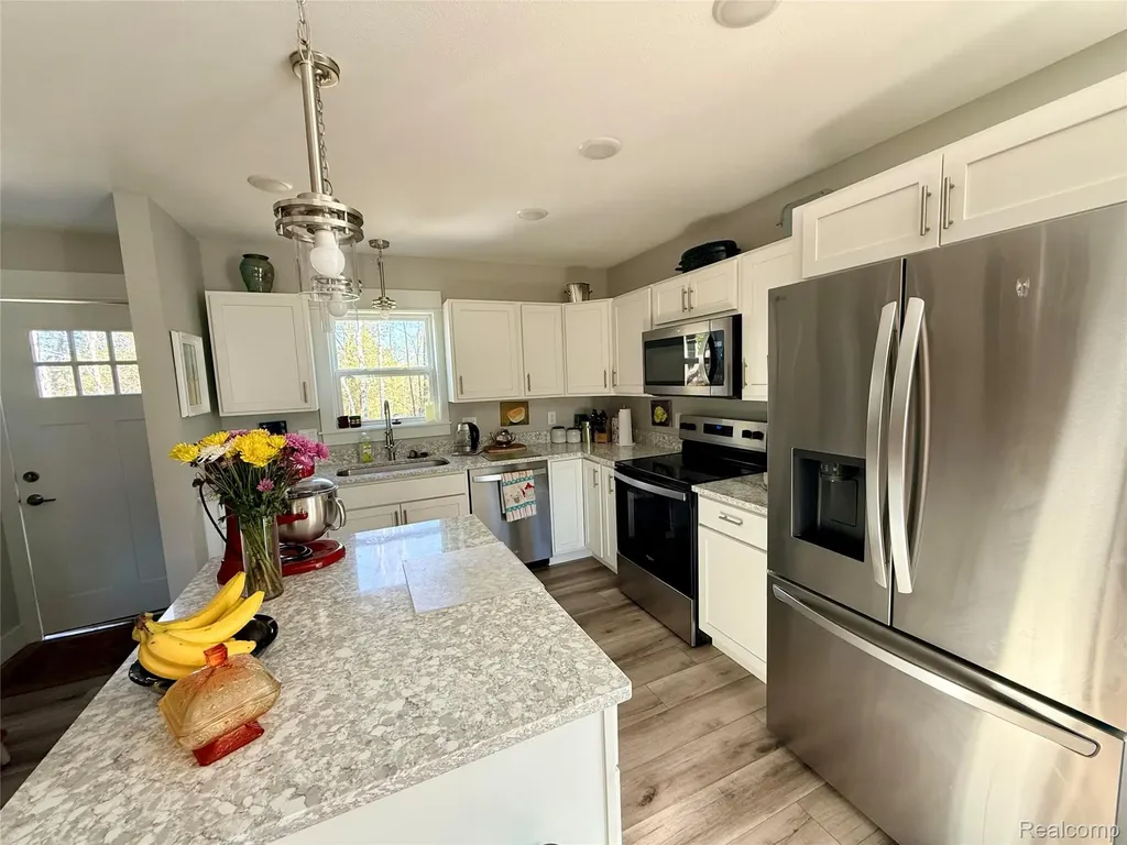 9220 S Flaska Drive Solon Township MI 49621