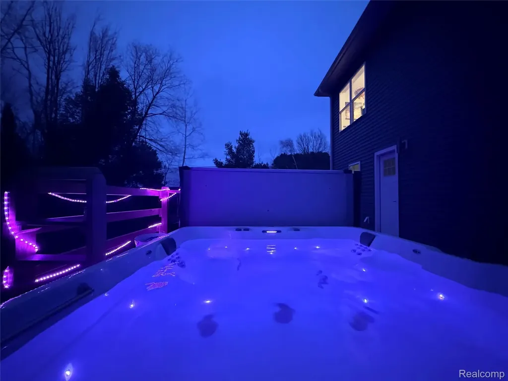 9220 S Flaska Drive Solon Township MI 49621