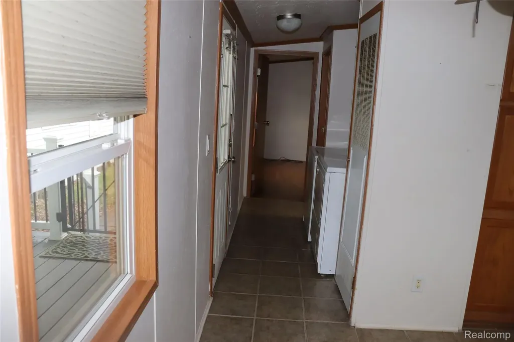 179 Terri Drive Dearborn Heights City MI 48127