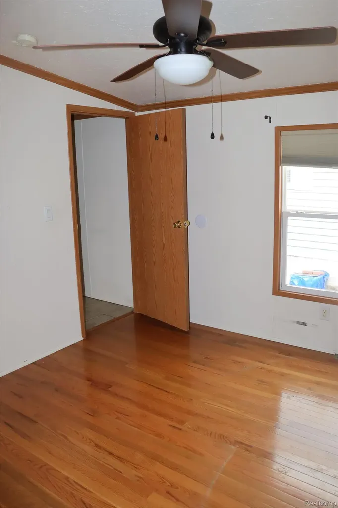 179 Terri Drive Dearborn Heights City MI 48127