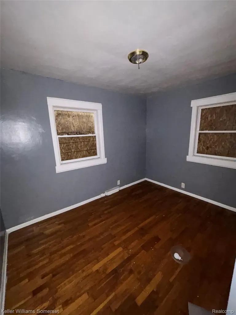 3128 Sloan Street Flint City MI 48504