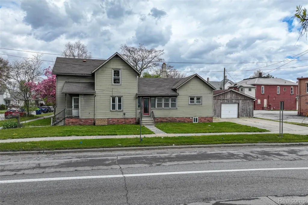 315 S Catherine Street Bay City City MI 48706