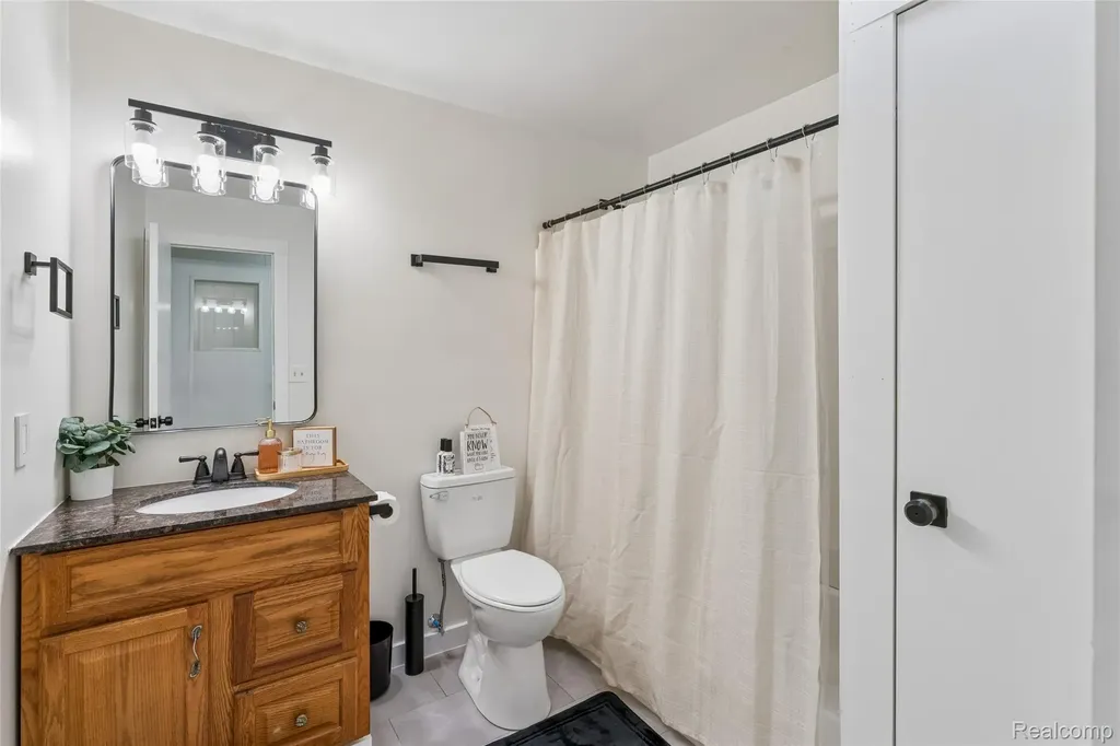 1064 W Helmer Lake Road Elmer Township MI 48647
