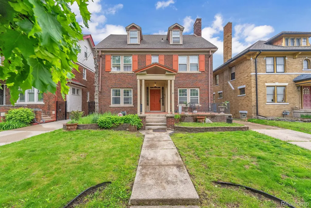 1990 Edison Street Detroit City MI 48206