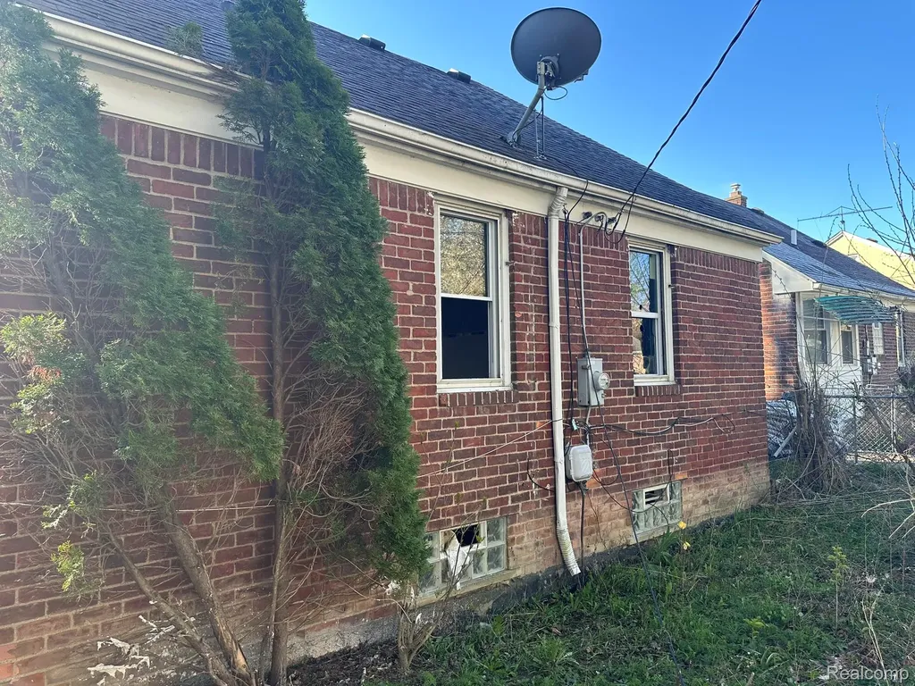 10909 Marne Detroit City MI 48224