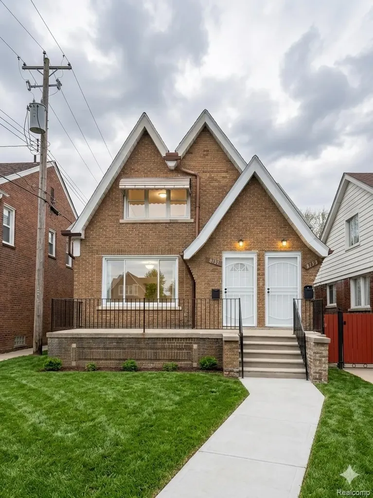 8153 Bliss Street Detroit City MI 48234