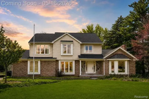 20007 Stamford Drive Livonia City MI 48152