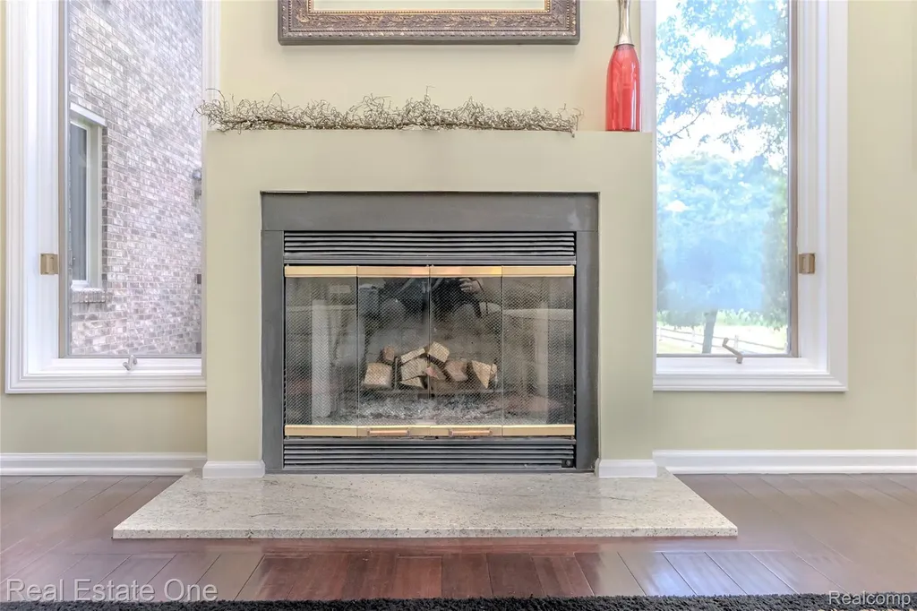 4575 Fairway Court Waterford Charter Township MI 48328
