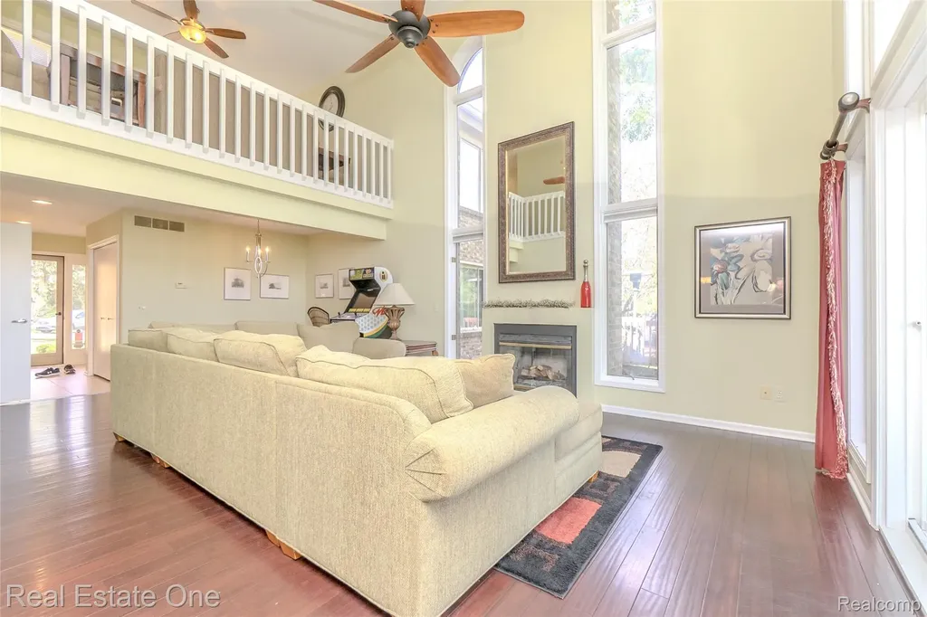 4575 Fairway Court Waterford Charter Township MI 48328