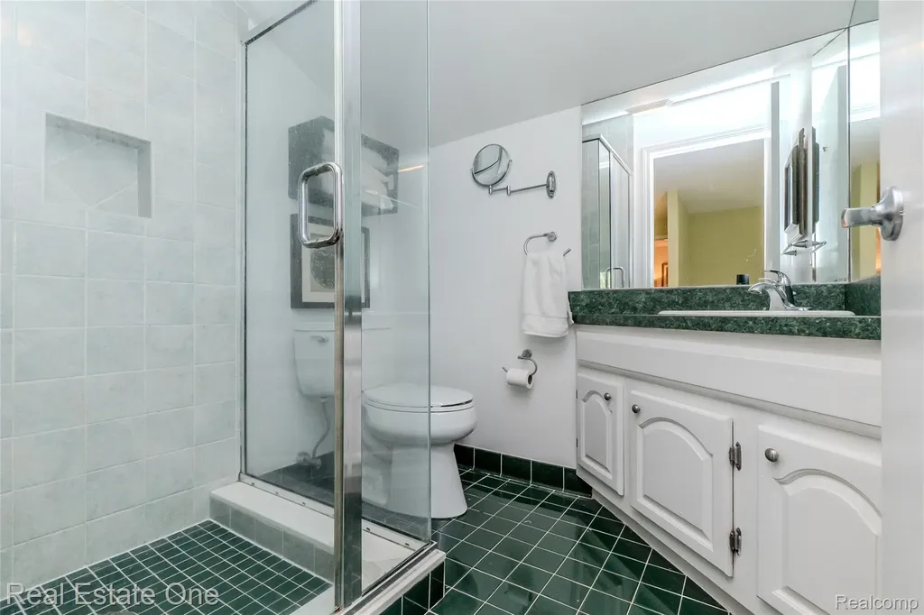 4575 Fairway Court Waterford Charter Township MI 48328