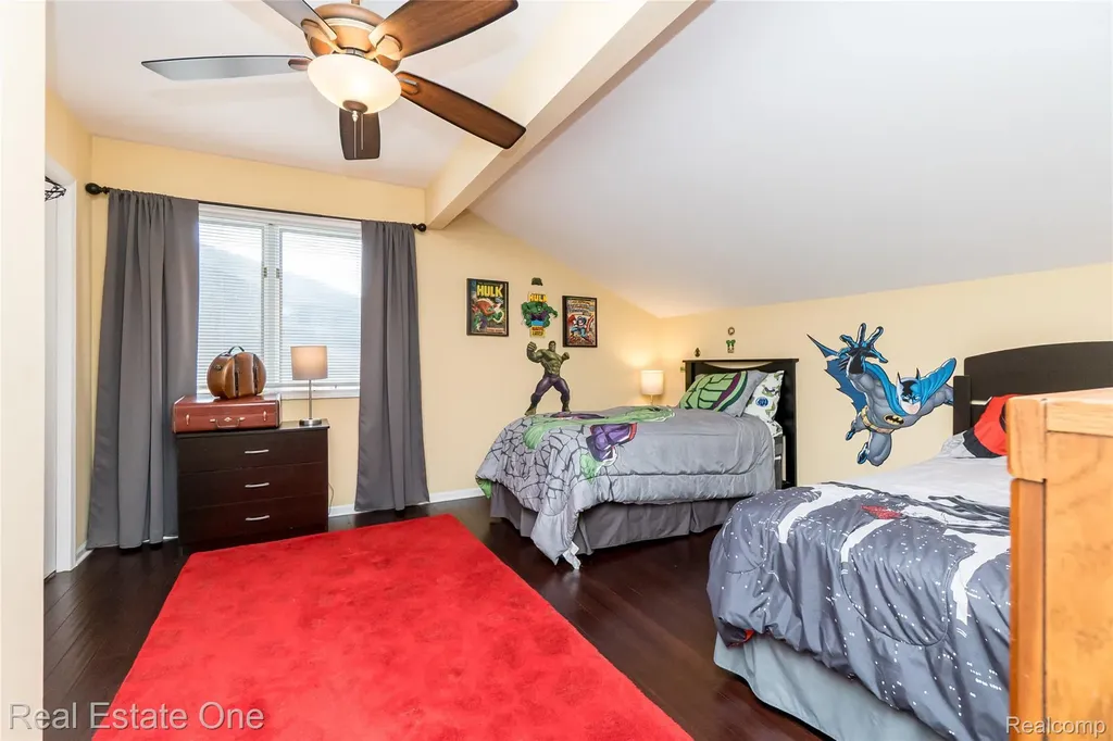 4575 Fairway Court Waterford Charter Township MI 48328