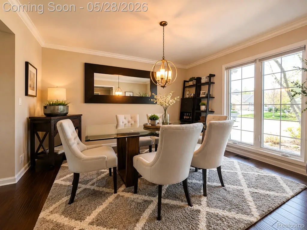 38005 River Bend Farmington Hills City MI 48335