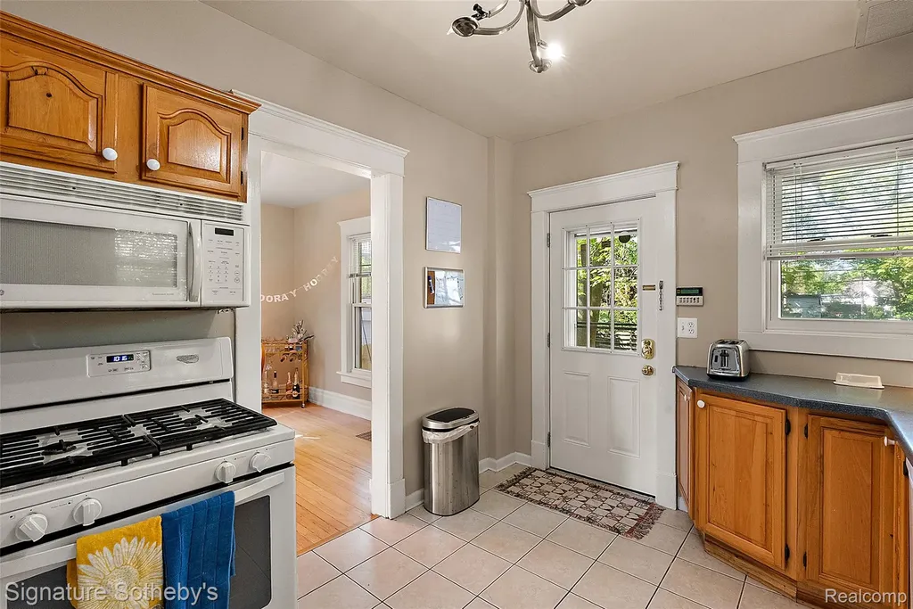 1136 Michigan Avenue Ann Arbor City MI 48104
