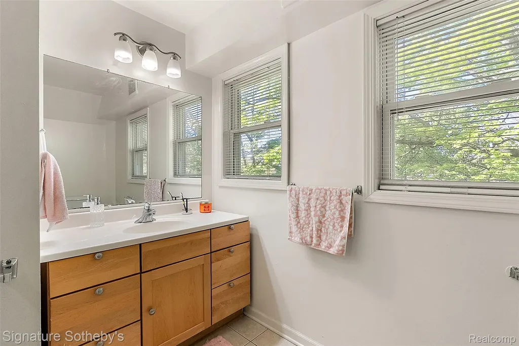 1136 Michigan Avenue Ann Arbor City MI 48104