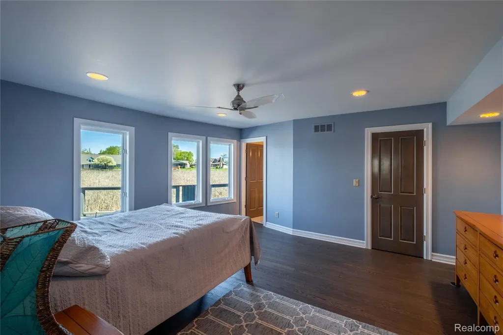 2350 Crane Road Fenton Charter Township MI 48430