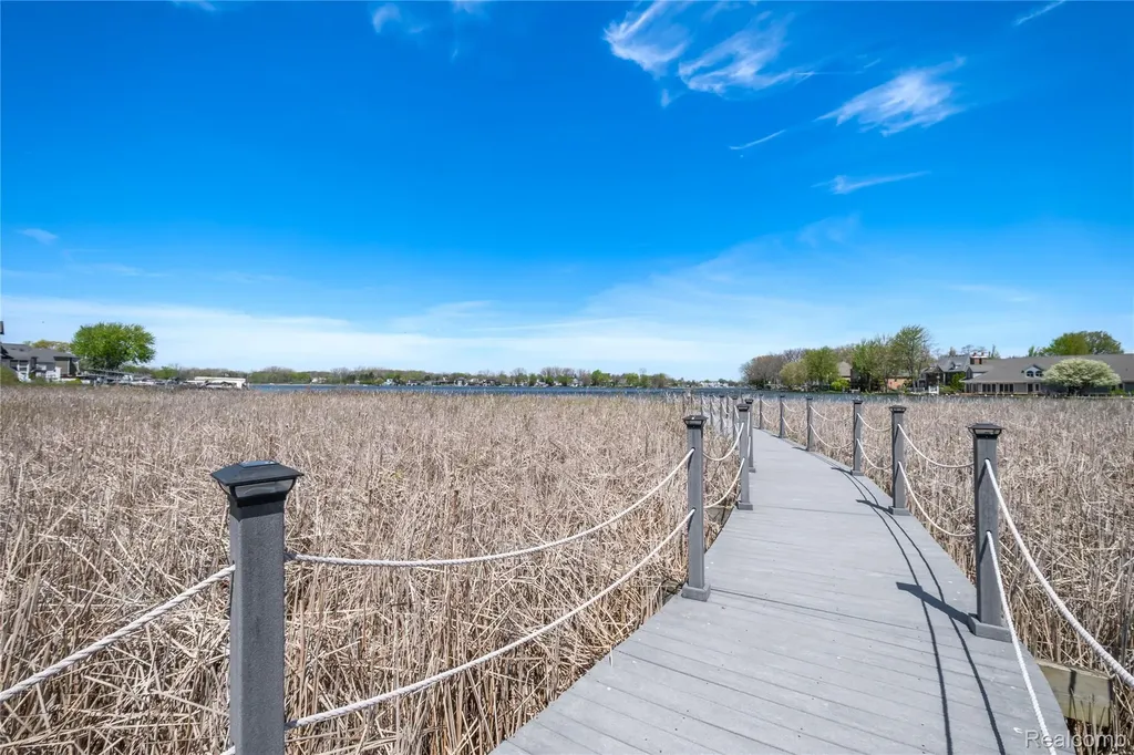 2350 Crane Road Fenton Charter Township MI 48430
