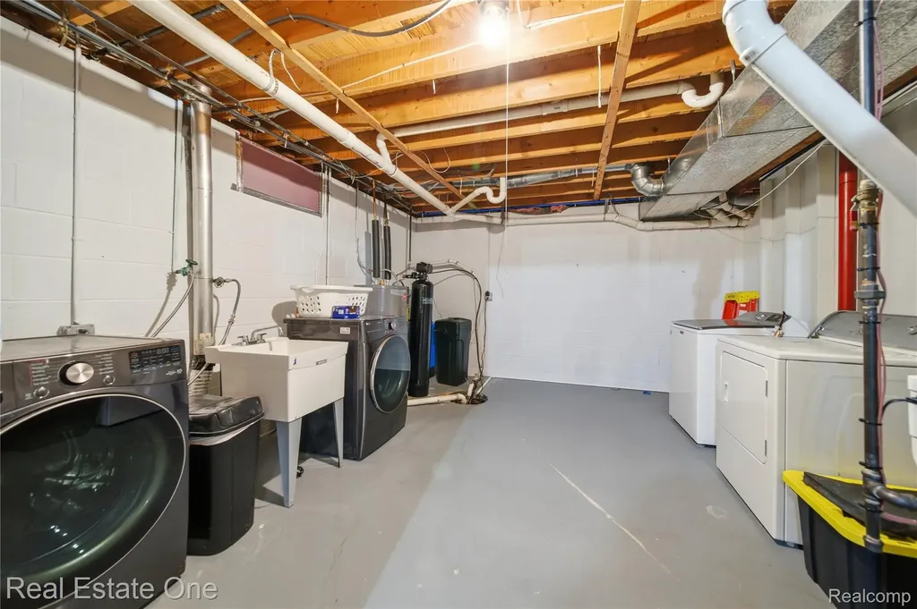 3351 N M 52 Stockbridge Township MI 49285