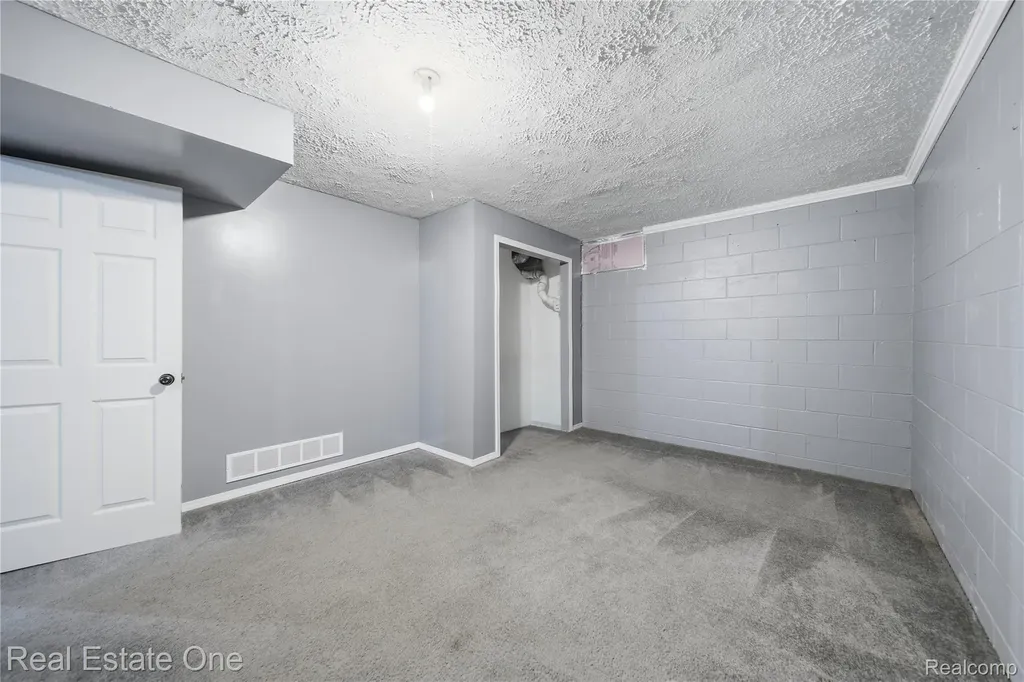 3351 N M 52 Stockbridge Township MI 49285