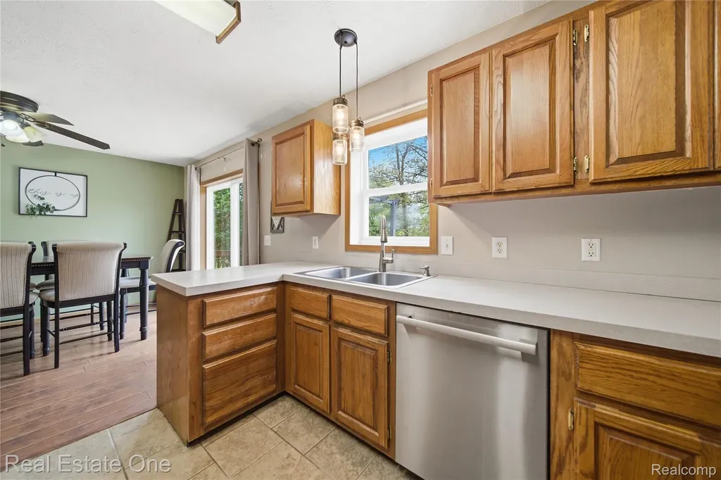 3351 N M 52 Stockbridge Township MI 49285