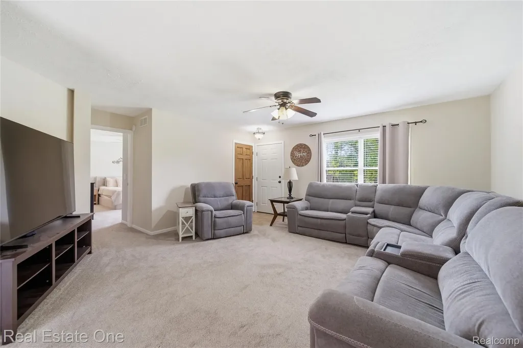 3351 N M 52 Stockbridge Township MI 49285