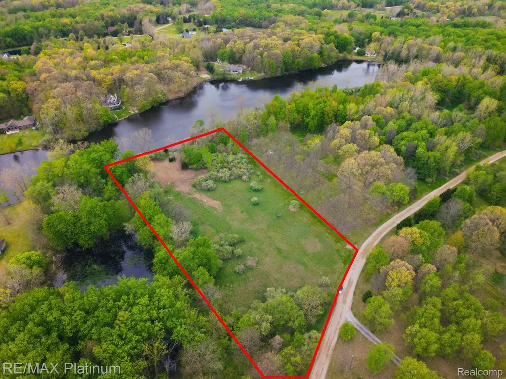 0 Hannah Jane Drive Handy Township MI 48836