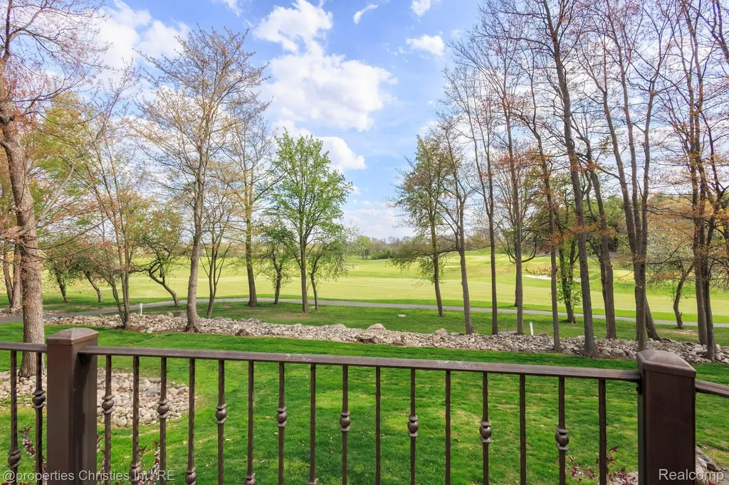5023 Rockaway Lane Independence Charter Township MI 48348