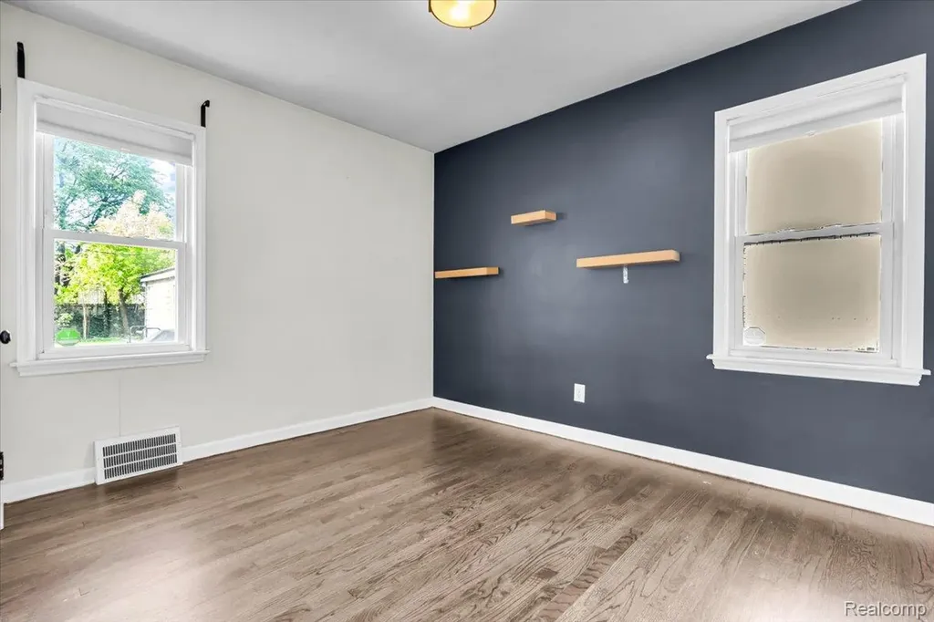 1677 Pearson Street Ferndale City MI 48220