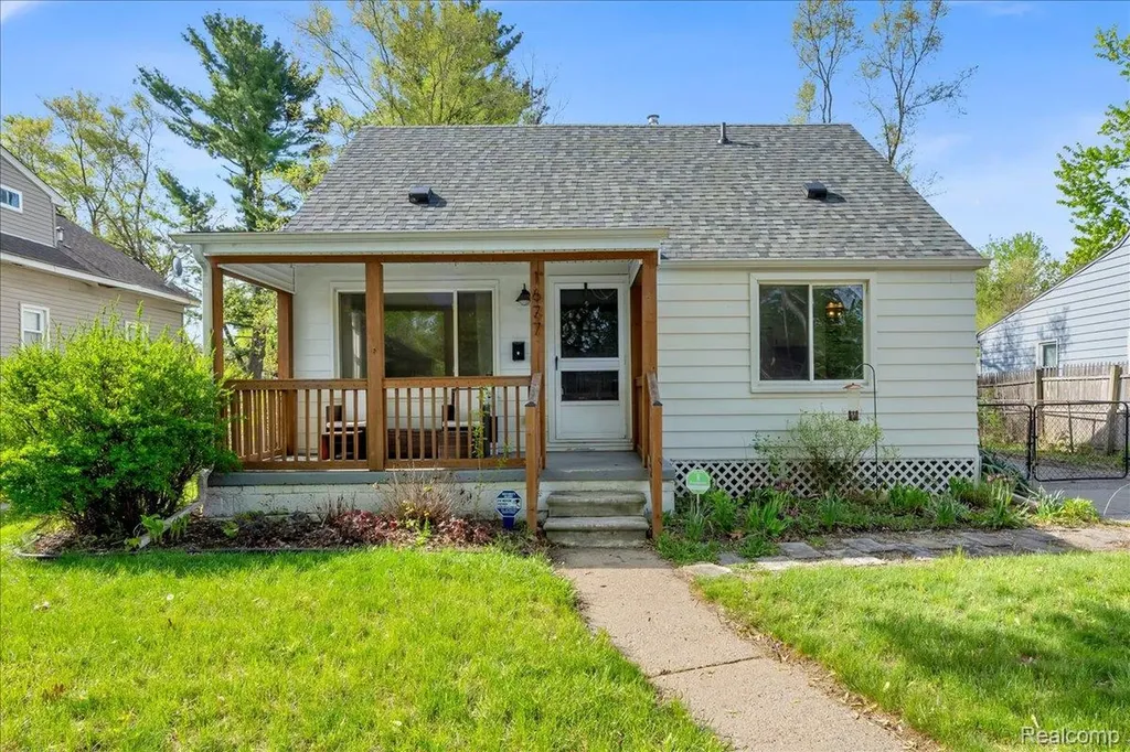 1677 Pearson Street Ferndale City MI 48220