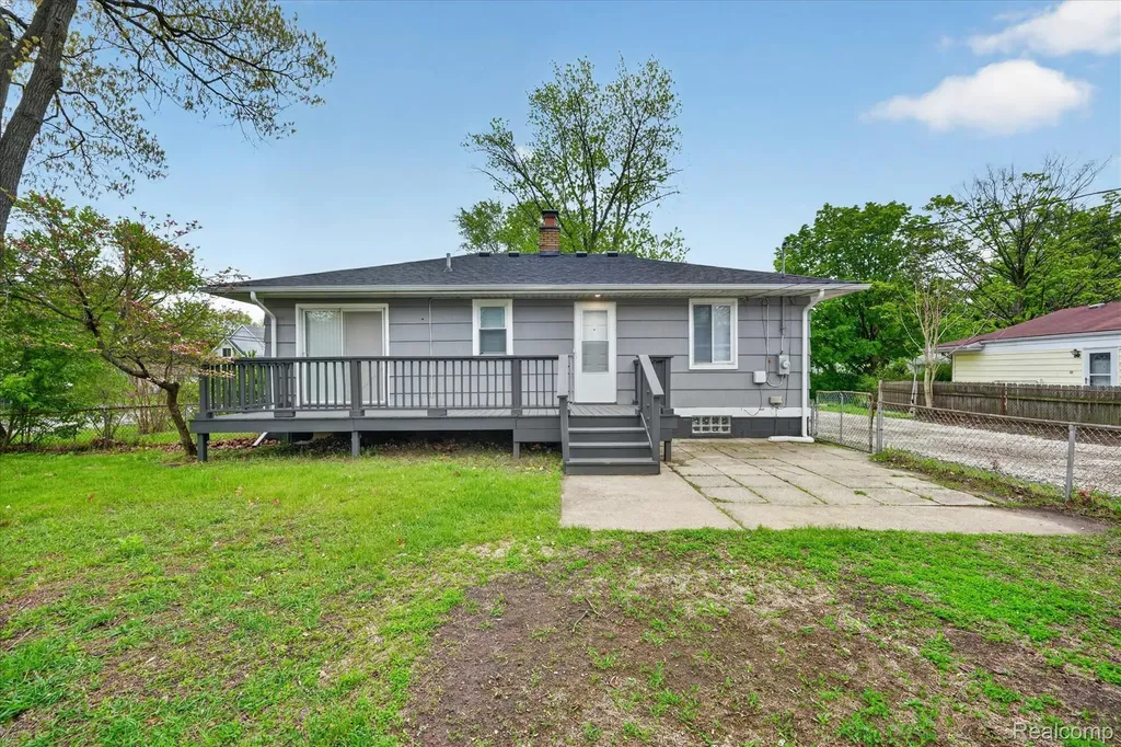 35808 Schley Avenue Westland City MI 48186