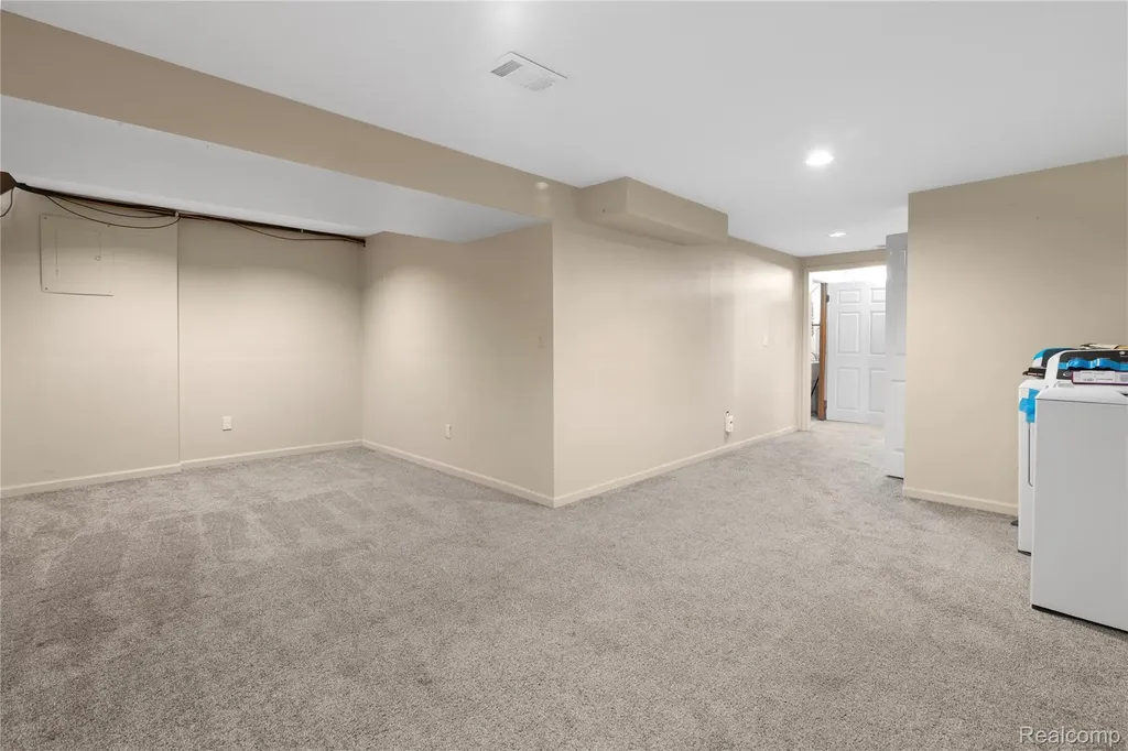 794 Oak Brook Ridge Drive Rochester Hills City MI 48307