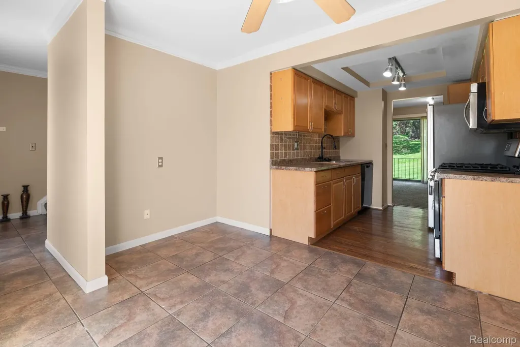 794 Oak Brook Ridge Drive Rochester Hills City MI 48307