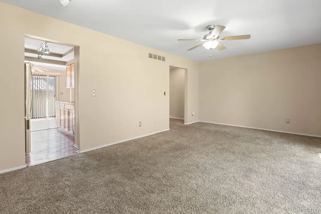 794 Oak Brook Ridge Drive Rochester Hills City MI 48307