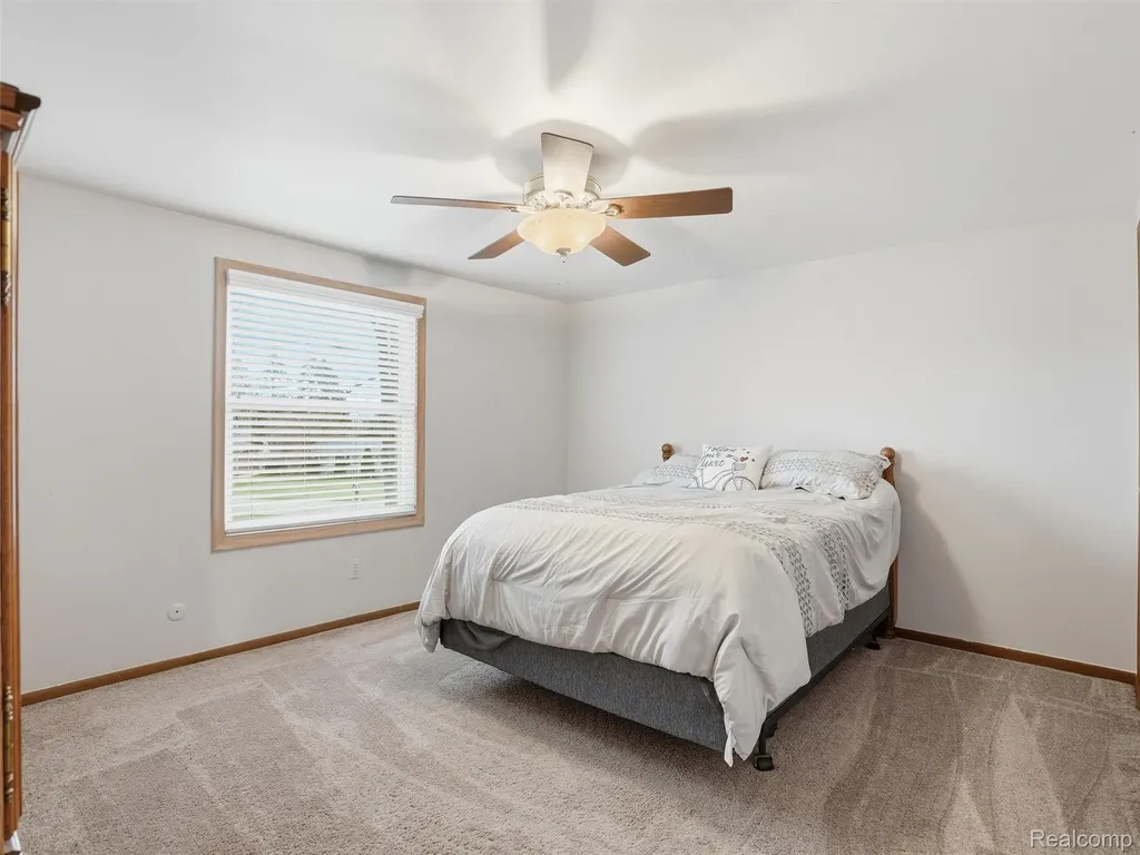 20145 Scarlet Court Clinton Charter Township MI 48036