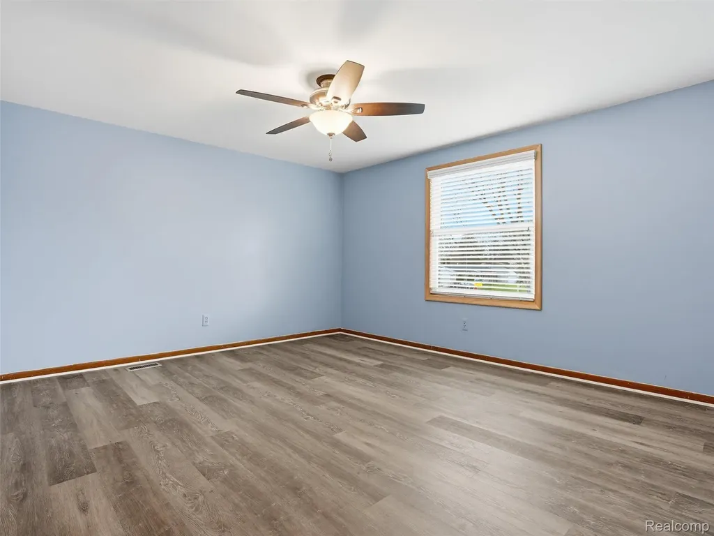20145 Scarlet Court Clinton Charter Township MI 48036