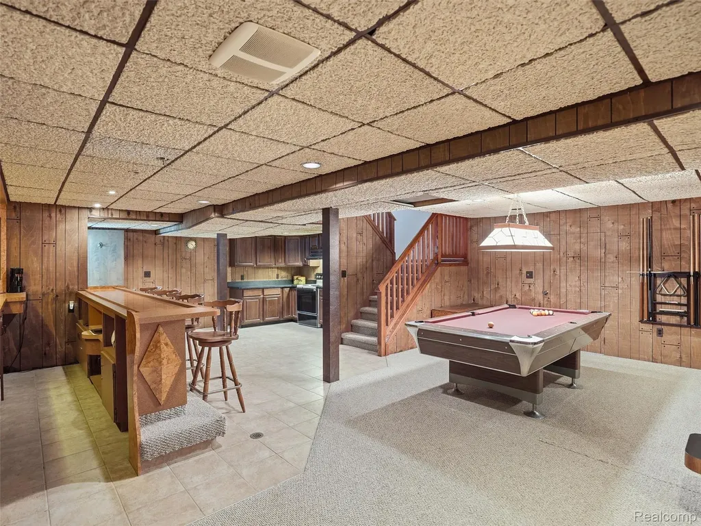 20145 Scarlet Court Clinton Charter Township MI 48036