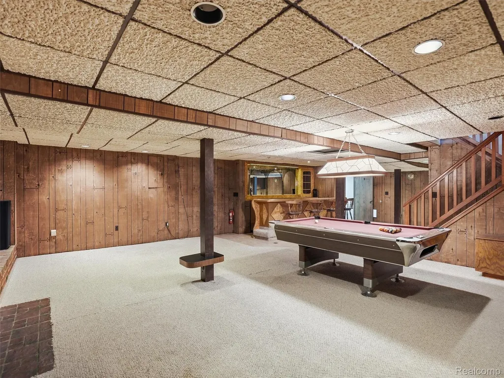 20145 Scarlet Court Clinton Charter Township MI 48036