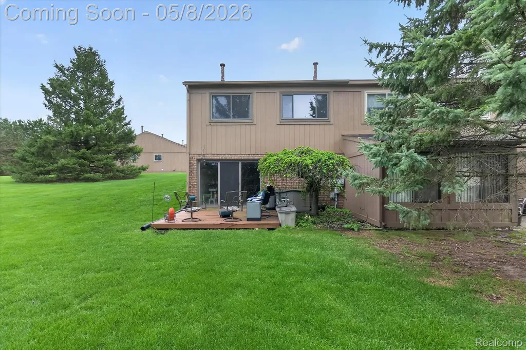 25381 Potomac Drive South Lyon City MI 48178