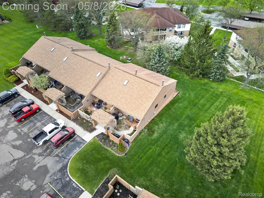 25381 Potomac Drive South Lyon City MI 48178
