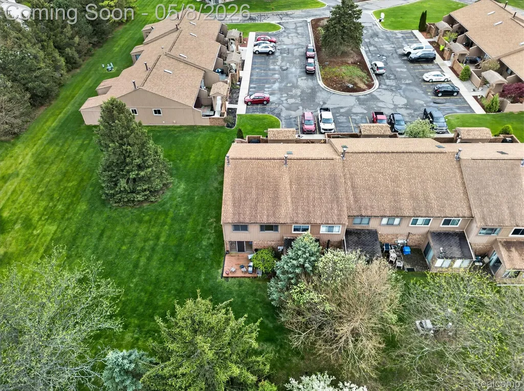 25381 Potomac Drive South Lyon City MI 48178